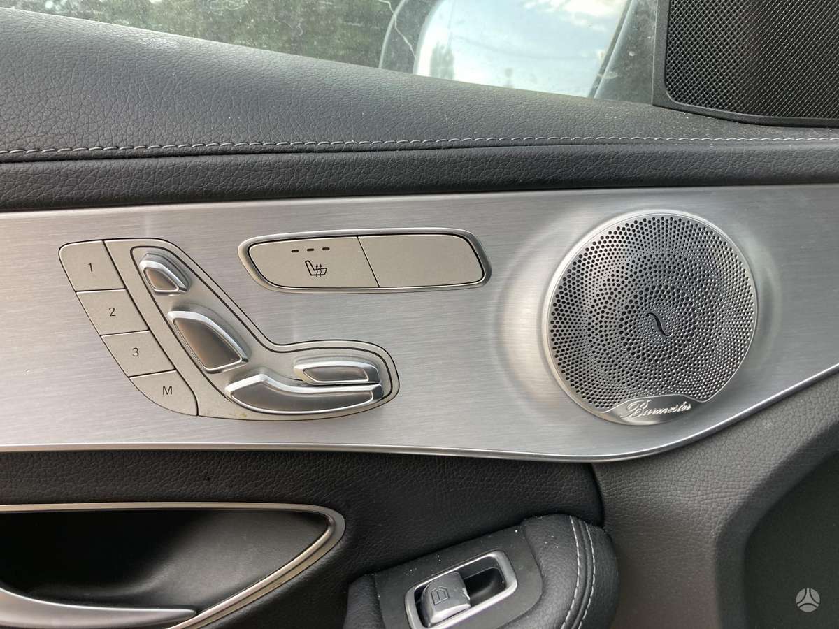 Mercedes-Benz C klasė dalimis