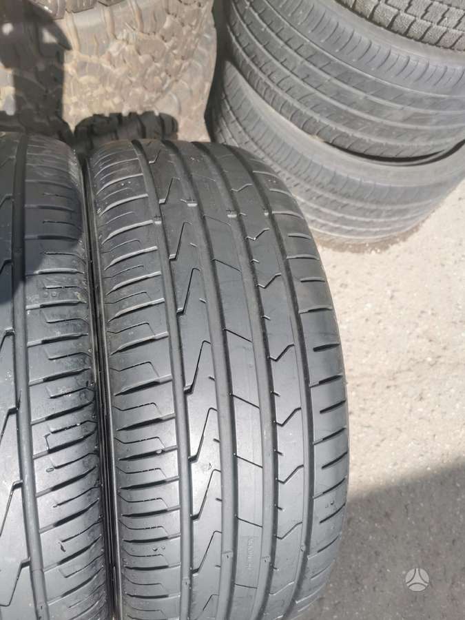 Hankook 2018m. 8mm., летние 215/45 R18