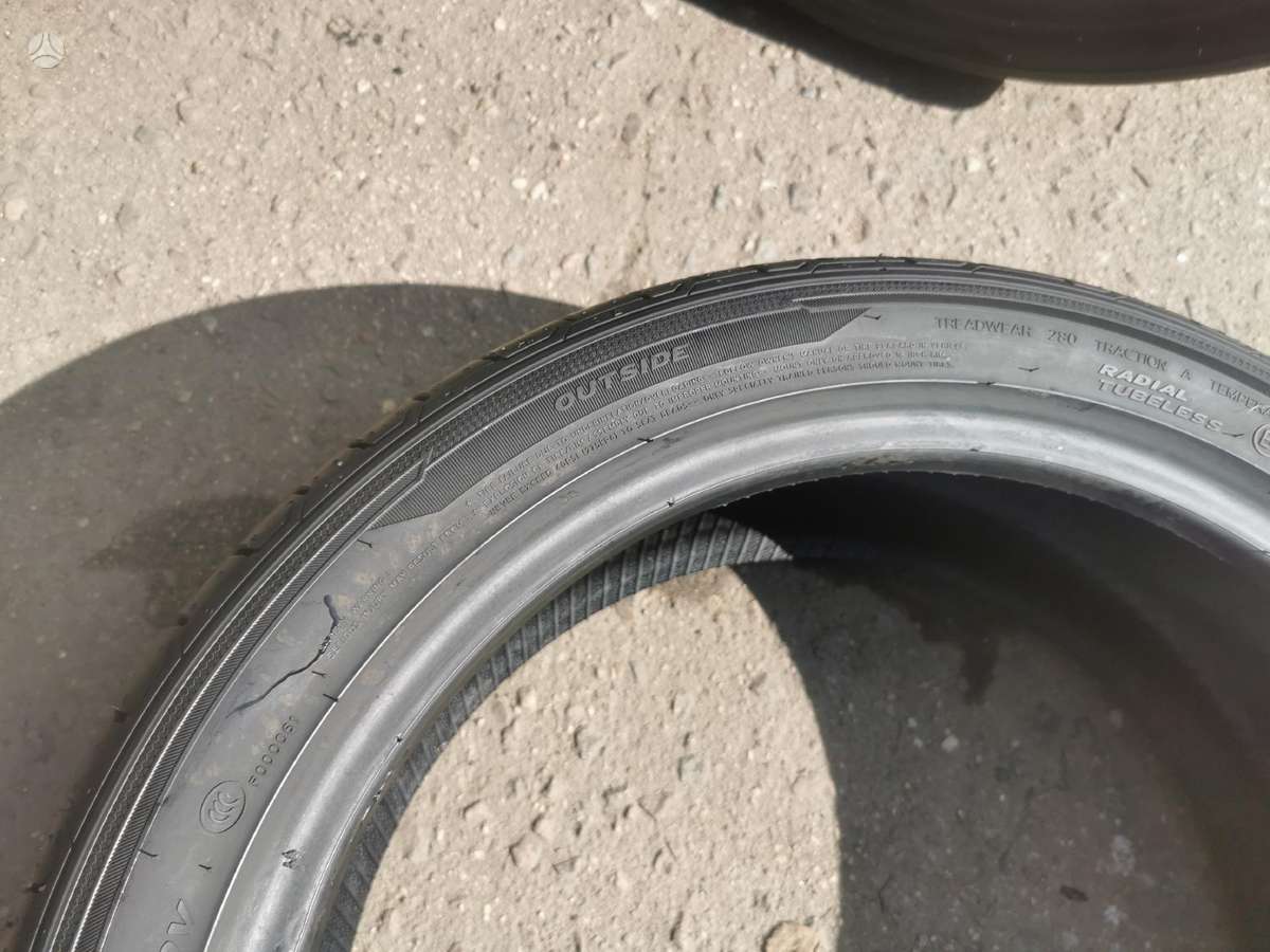 Hankook 2018m. 8mm., vasarinės 215/45 R18