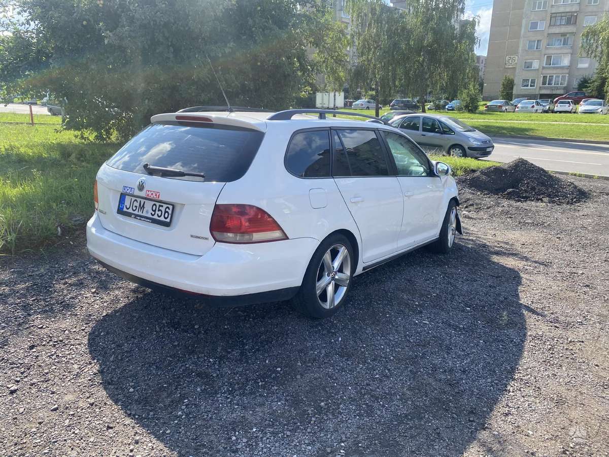 Volkswagen Golf dalimis