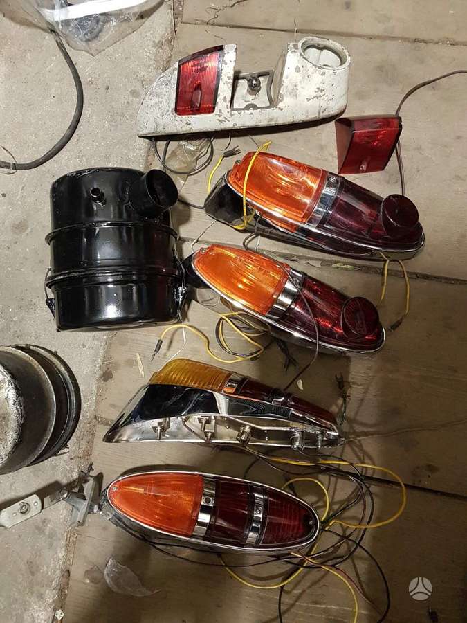 Moskvich 412 salono detalės