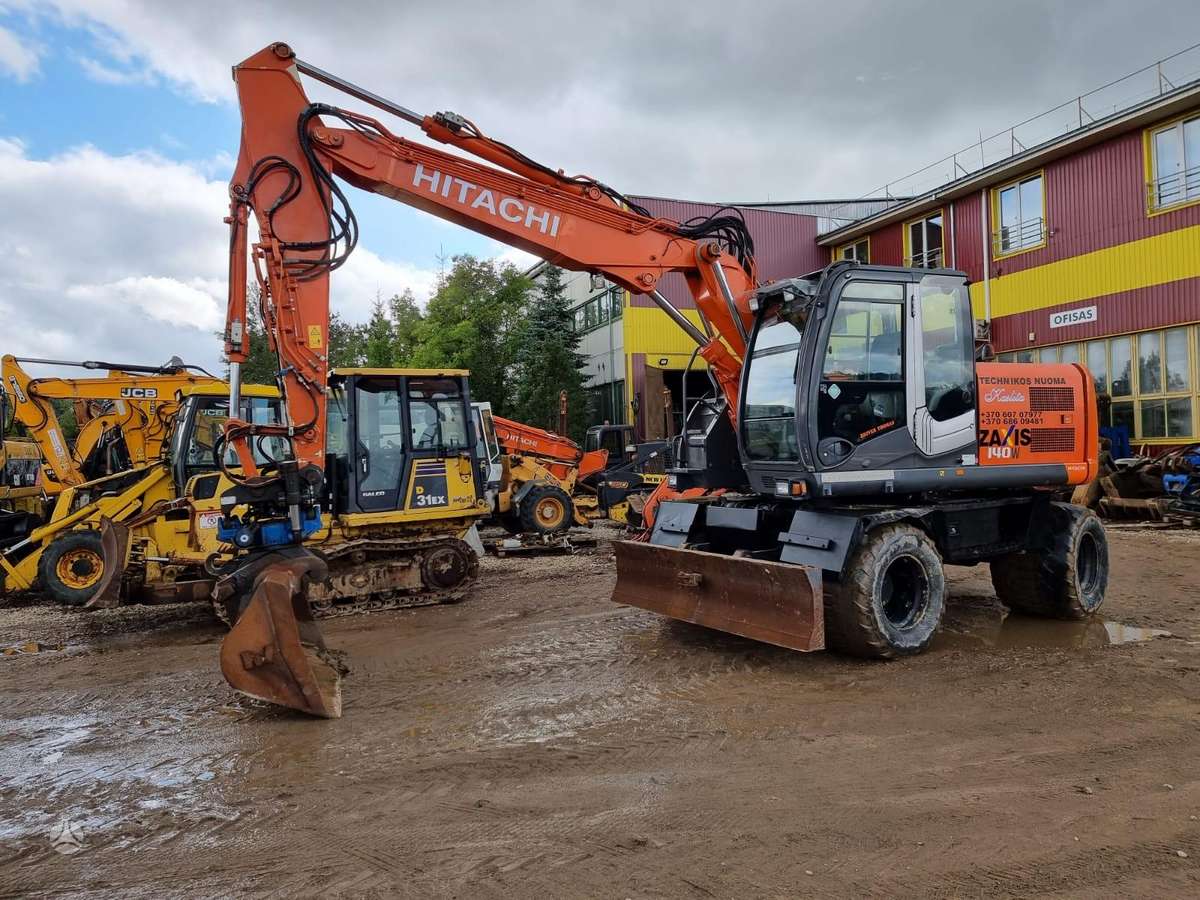 Hitachi ZX140W-3, ekskavatoriai