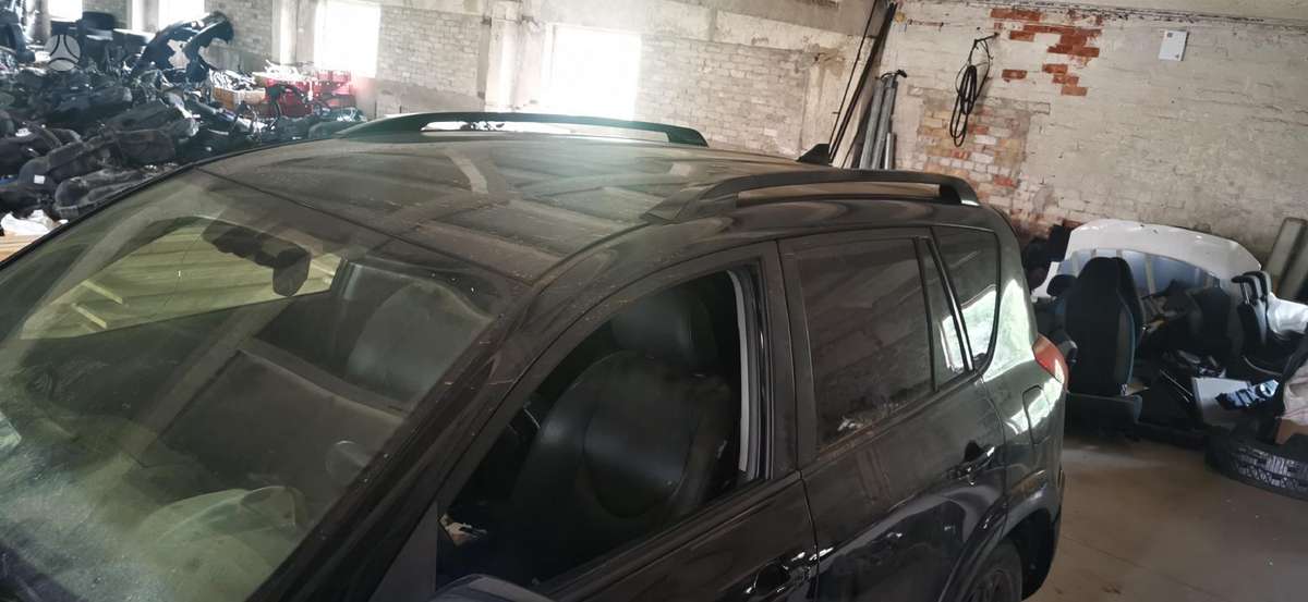 Toyota RAV4 kėbulo dalys