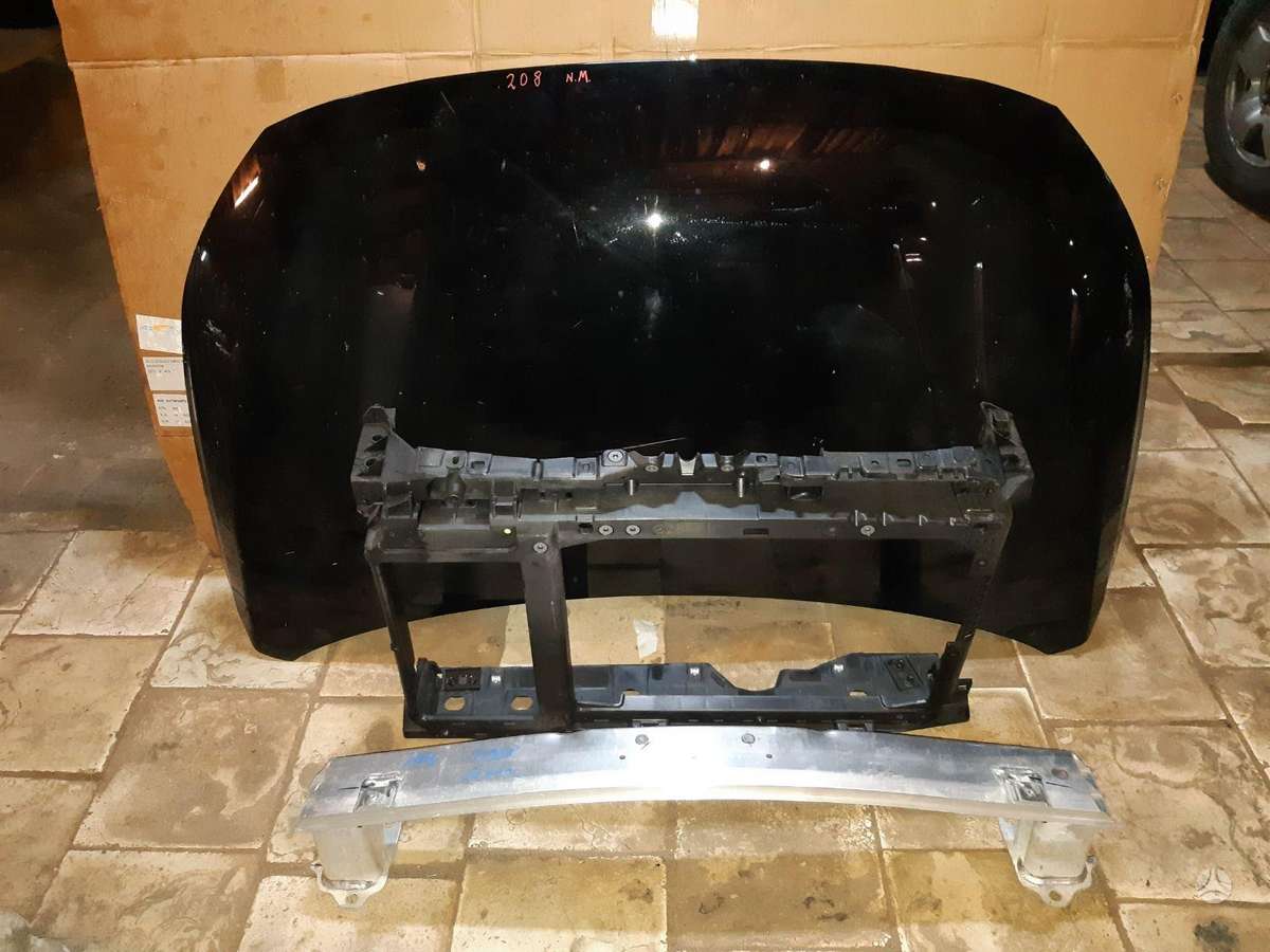 Peugeot 208 детали кузова