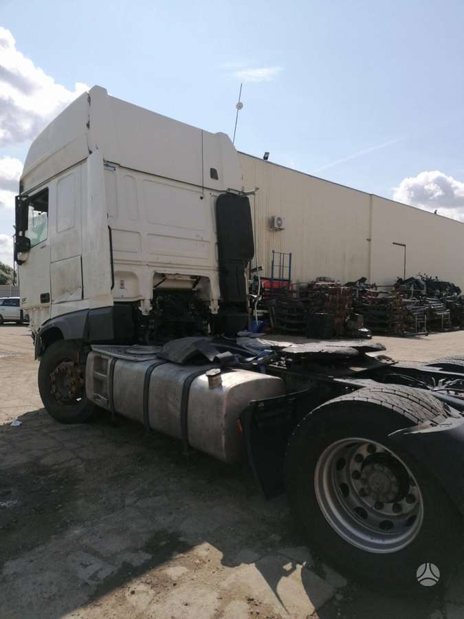 DAF XF 105.460, semi-trailer trucks