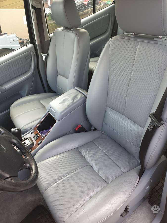 Mercedes-Benz ML270 Bamperiu nebėra