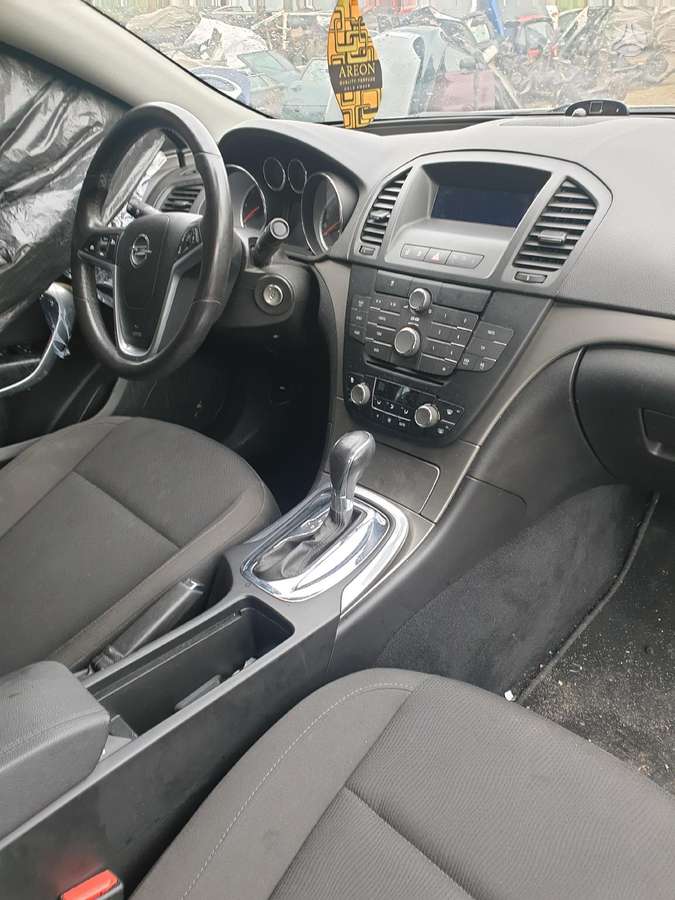 Opel Insignia по частям