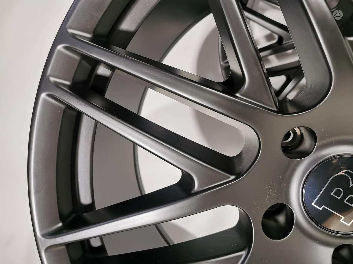 -Kita-, light alloy, R22