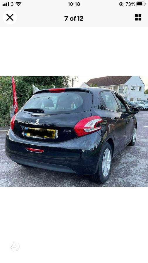 Peugeot 208 dalimis