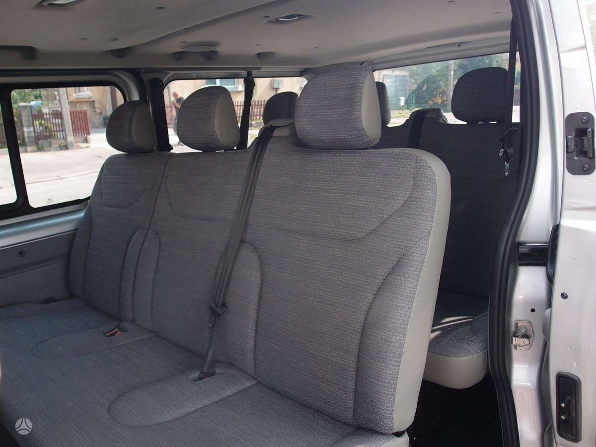 Renault Trafic, keleivinis mikroautobusas
