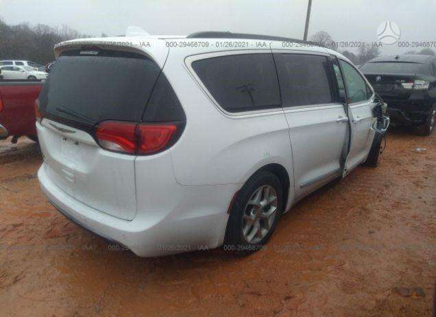 Chrysler Pacifica dalimis
