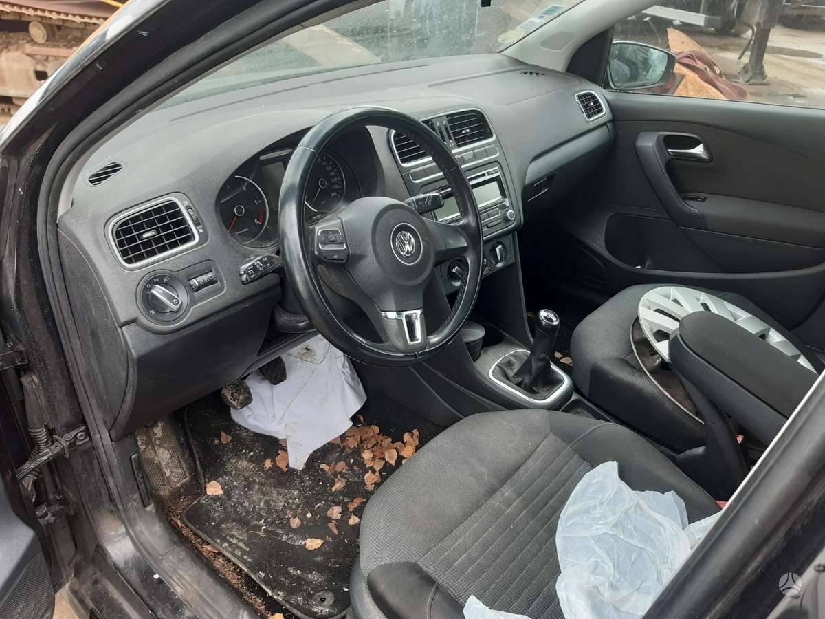 Volkswagen Polo по частям