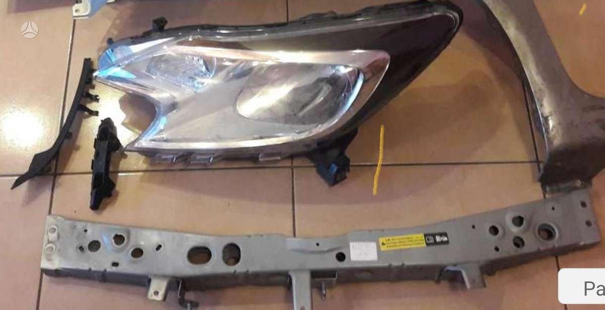 Nissan Note, 260103VV0A, gaismas