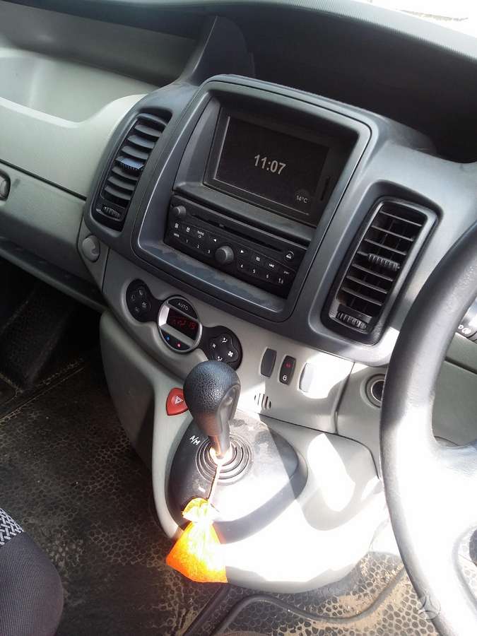 Renault TRAFIC LL29DCI 115 S-A, cargo vans