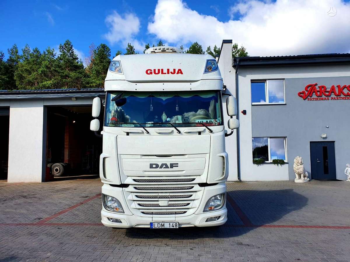 DAF XF460 FT, double sleeper