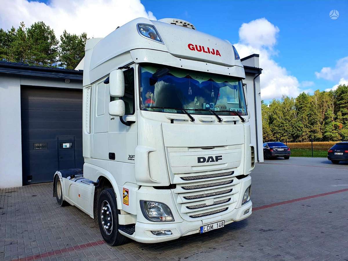 DAF XF460 FT, double sleeper