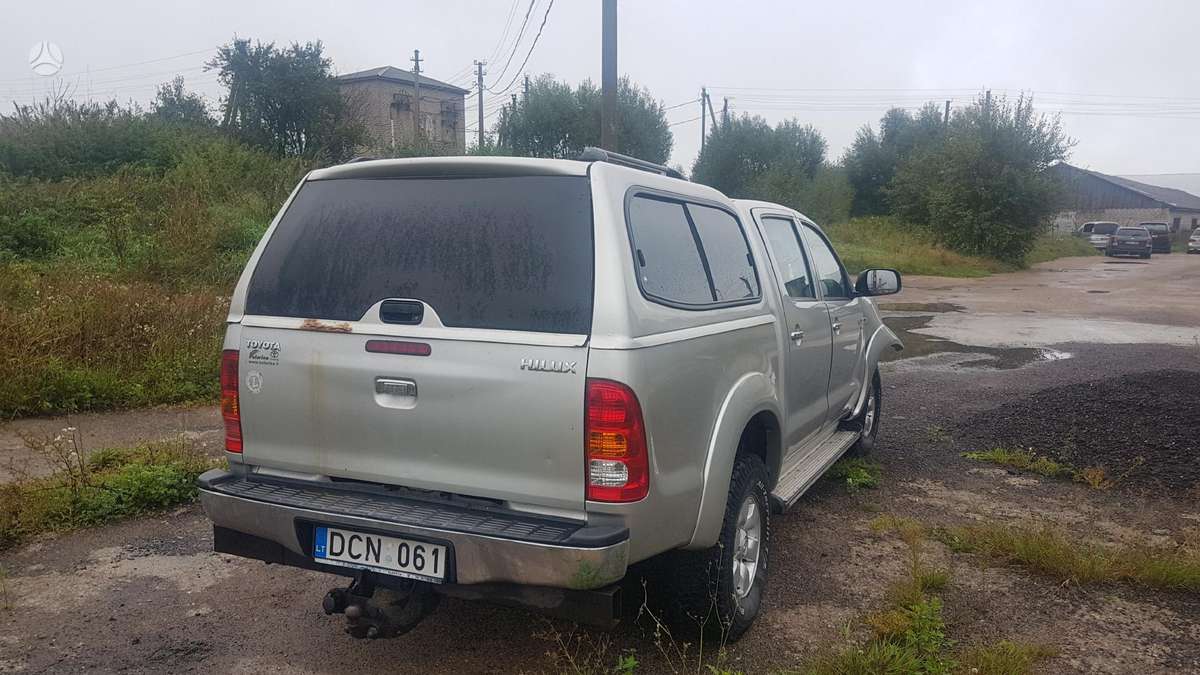 Toyota Hilux по частям. Europa dalimis