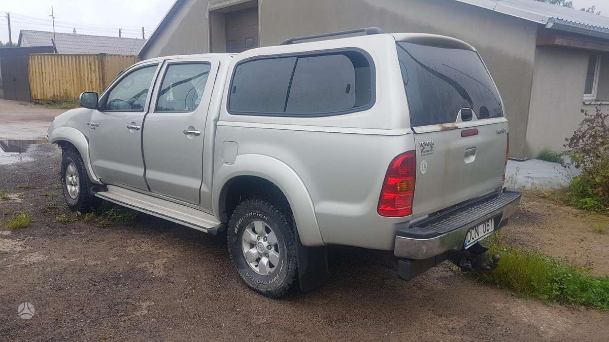 Toyota Hilux по частям. Europa dalimis