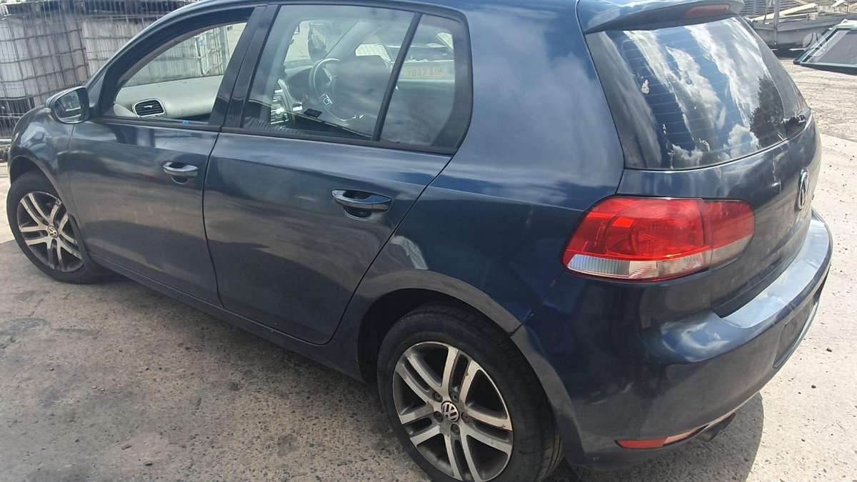 Volkswagen Golf по частям. Dalimis variklis cff