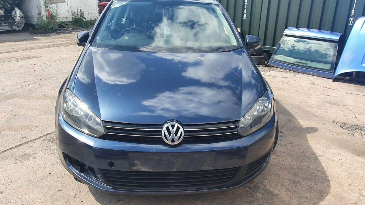 Volkswagen Golf по частям. Dalimis variklis cff