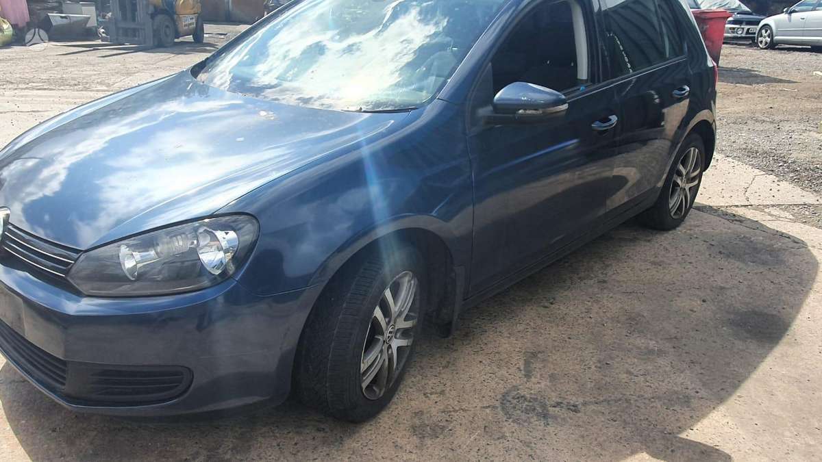 Volkswagen Golf по частям. Dalimis variklis cff