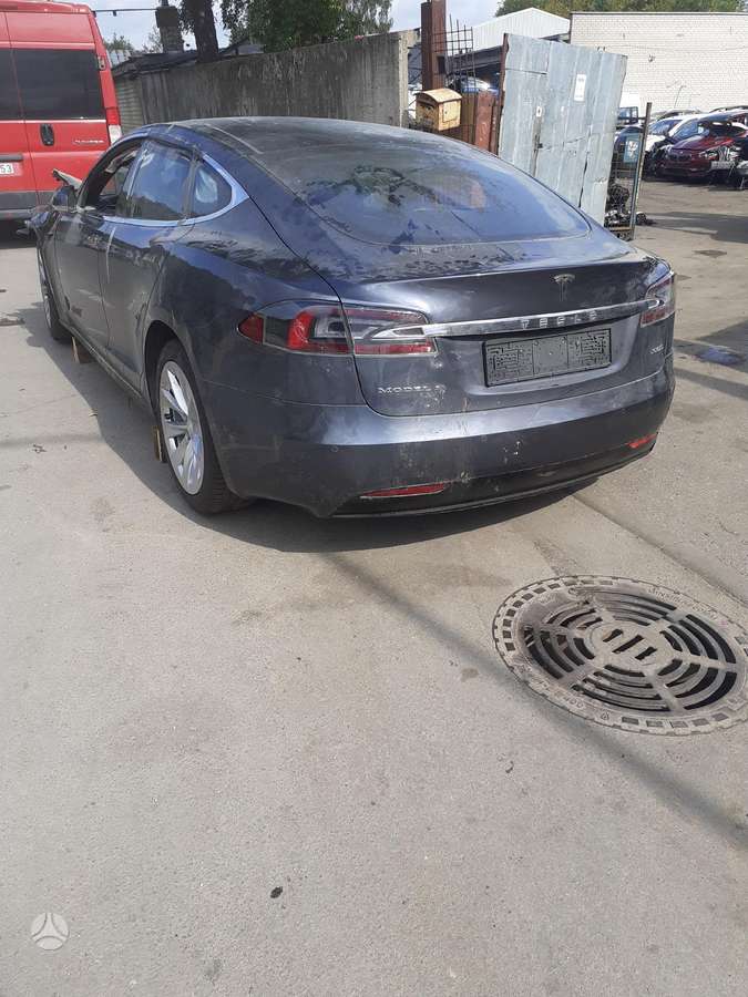 Tesla Model S for parts. Tesla model s 100d