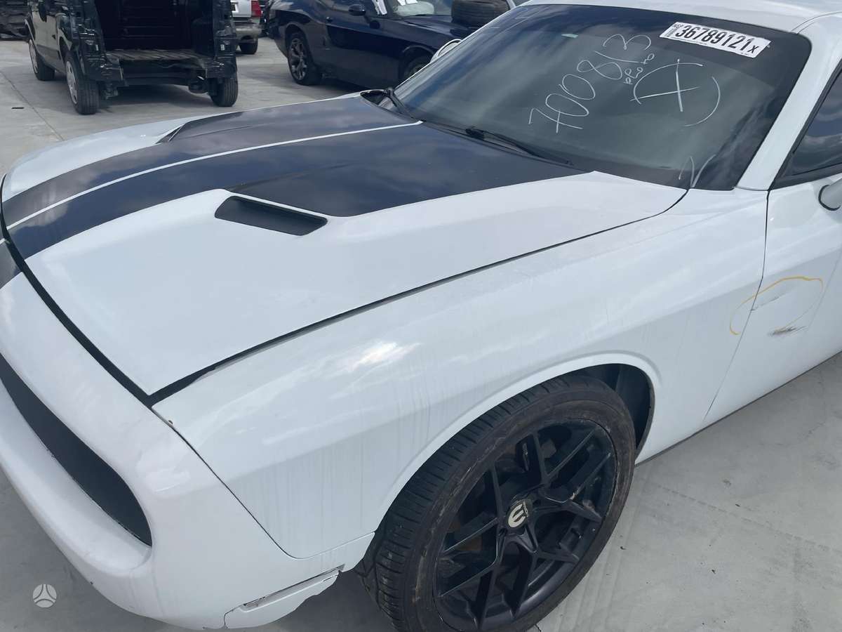 Dodge Challenger for parts