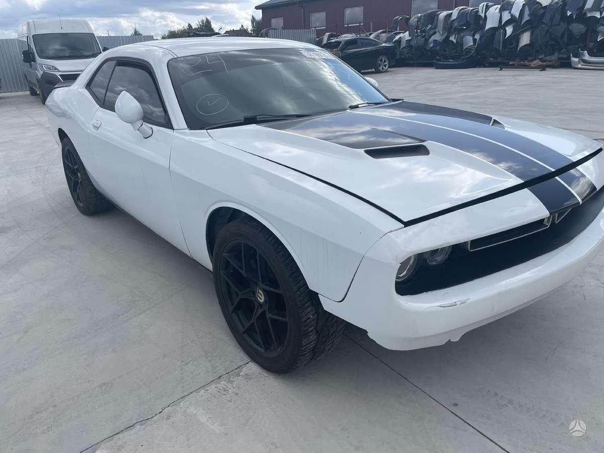 Dodge Challenger for parts