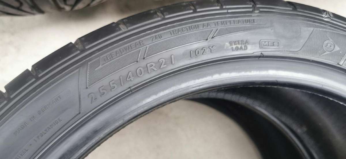 Dunlop, summer 255/40 R21
