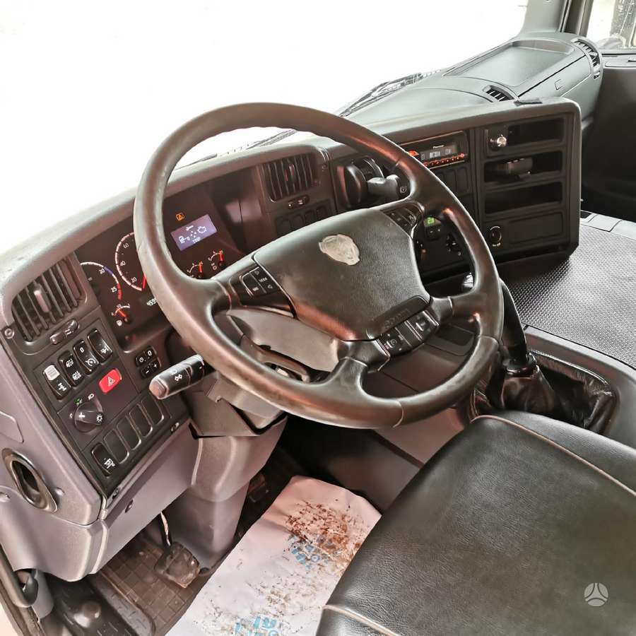 Scania 270 4x2, фургоны-боксы