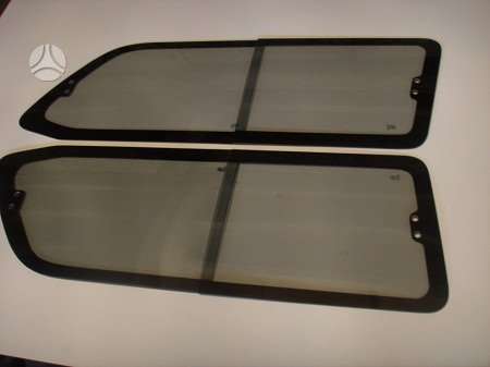 Nissan Navara windows