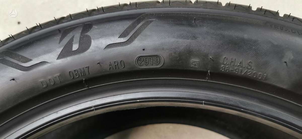 Bridgestone, summer 305/40 R20