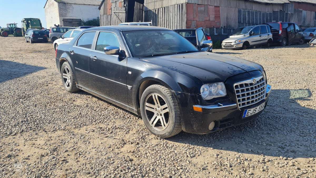 Chrysler 300M