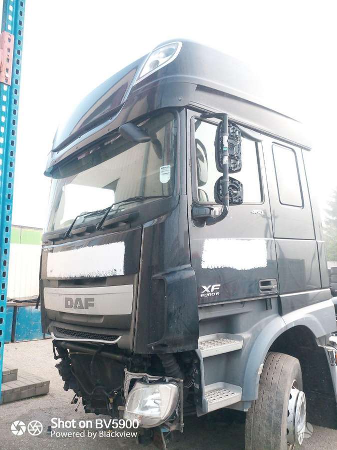 DAF Xf106.460, semi-trailer trucks