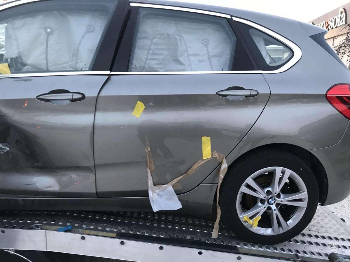 BMW 218 Active Tourer dalimis. 78 000km