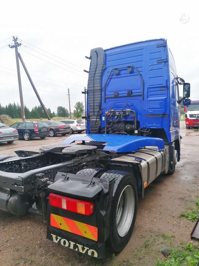 Volvo FH13, semi-trailer trucks