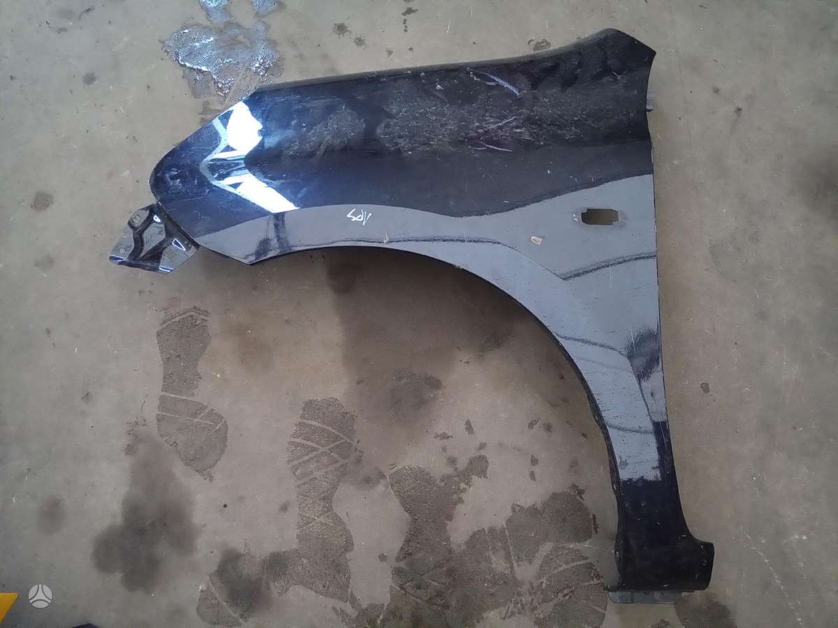 Nissan Micra детали кузова