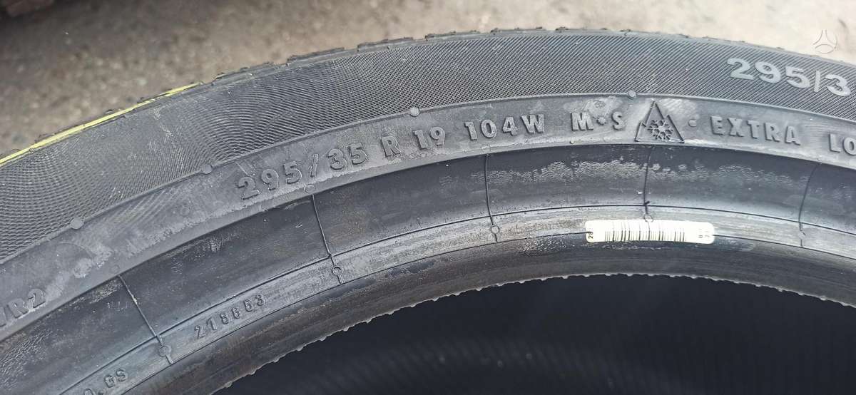 Continental Ts 830p 2VNT, winter 295/35 R19
