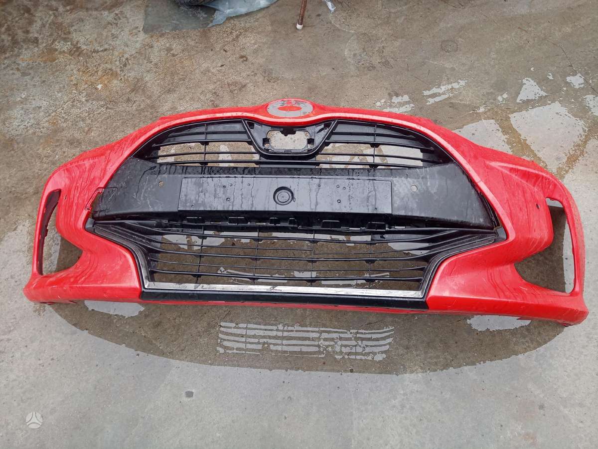 Toyota Yaris kėbulo dalys
