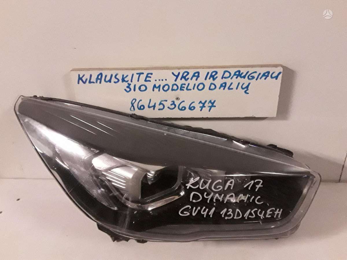 Ford Kuga dalimis