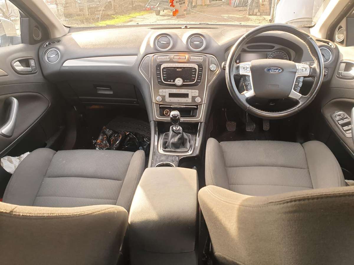 Ford Mondeo rezerves daļās