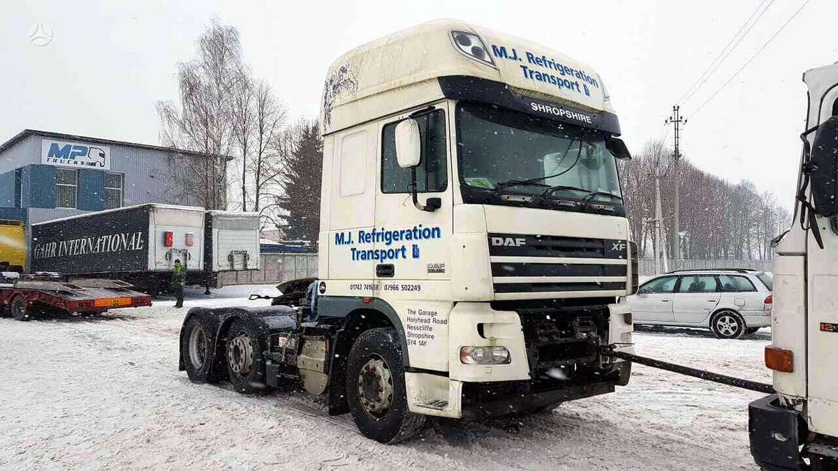 DAF XF105, vilcējs