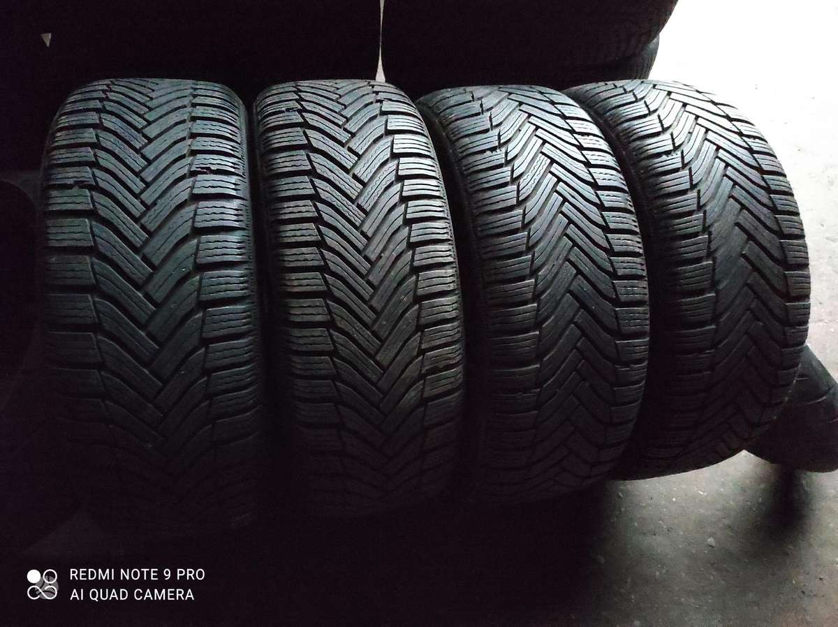 Michelin, žieminės 215/55 R16