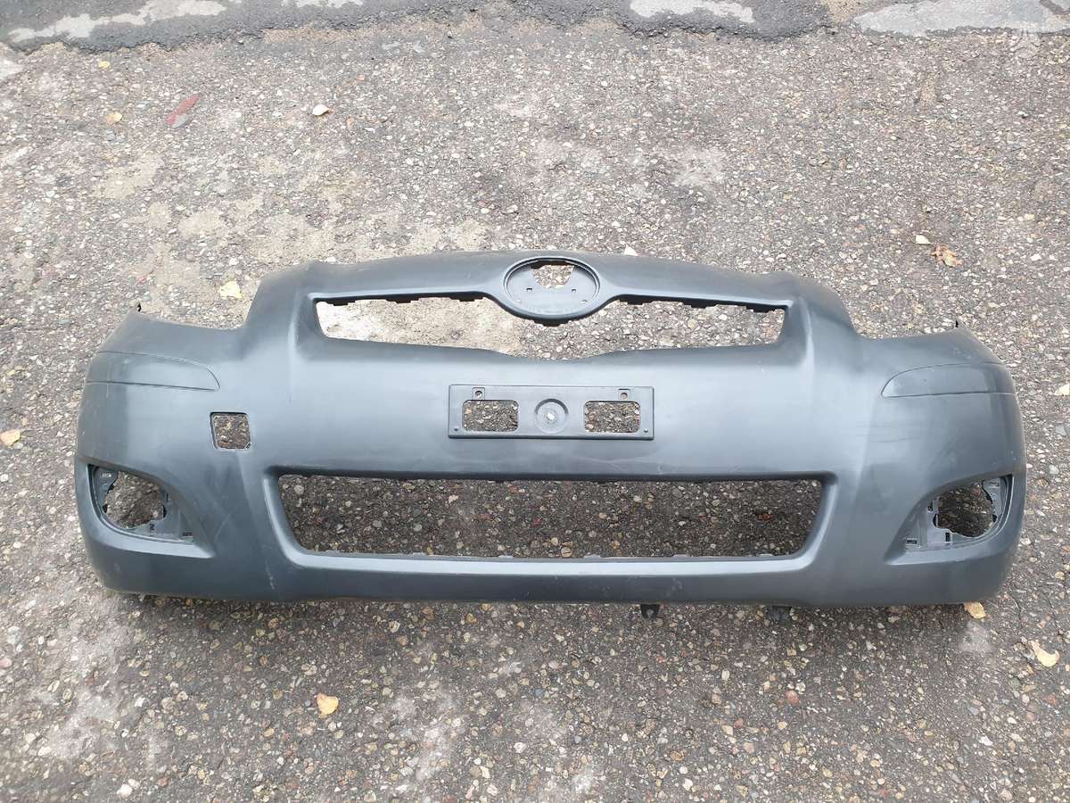 Toyota Yaris детали кузова