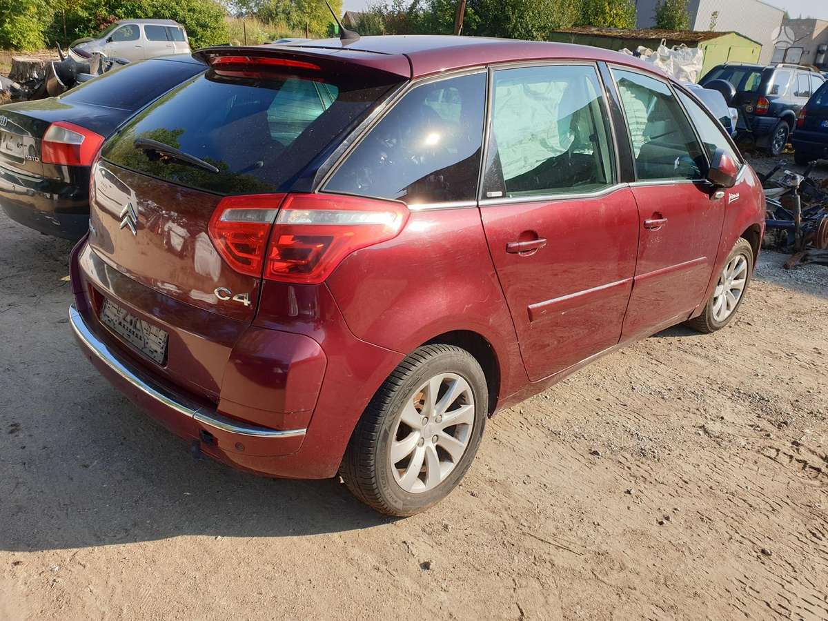 Citroen C4 Picasso rezerves daļās