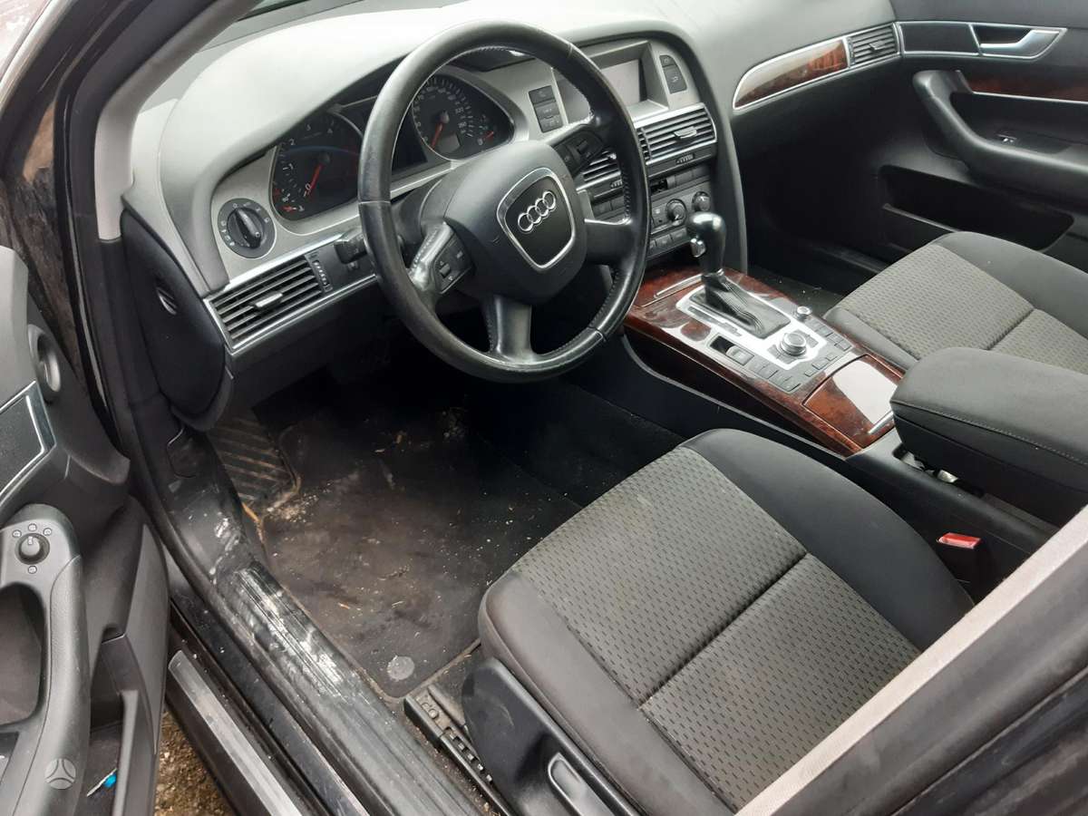 Audi A6 dalimis