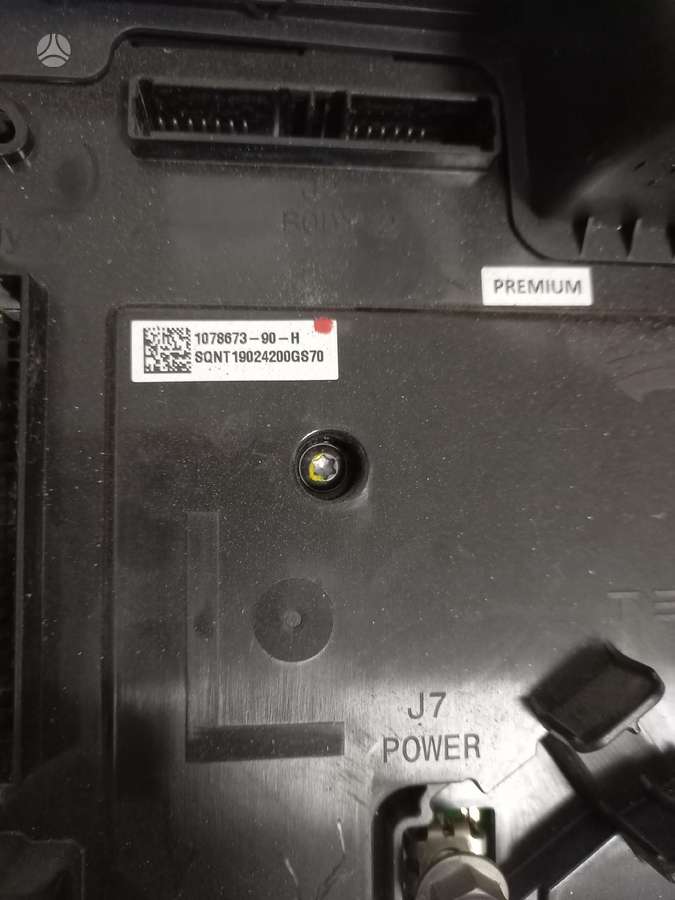 Tesla Model 3, 1527963-01 1090850-00-F  1100340-90-G 1078673-90-H  , 1527963 01 1090850 00 f 1100340 90 g 1078673 90 h