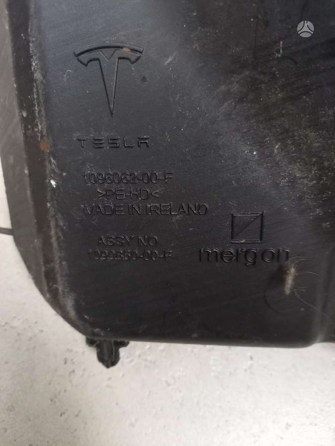 Tesla Model 3, 1527963-01 1090850-00-F  1100340-90-G 1078673-90-H  , 1527963 01 1090850 00 f 1100340 90 g 1078673 90 h