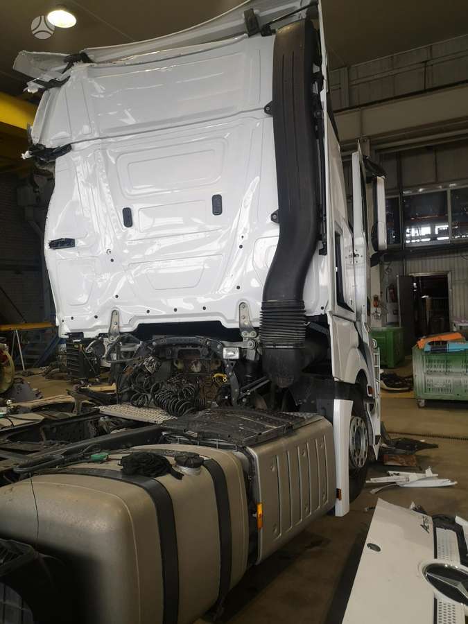 Mercedes-Benz Actros, vilkikai
