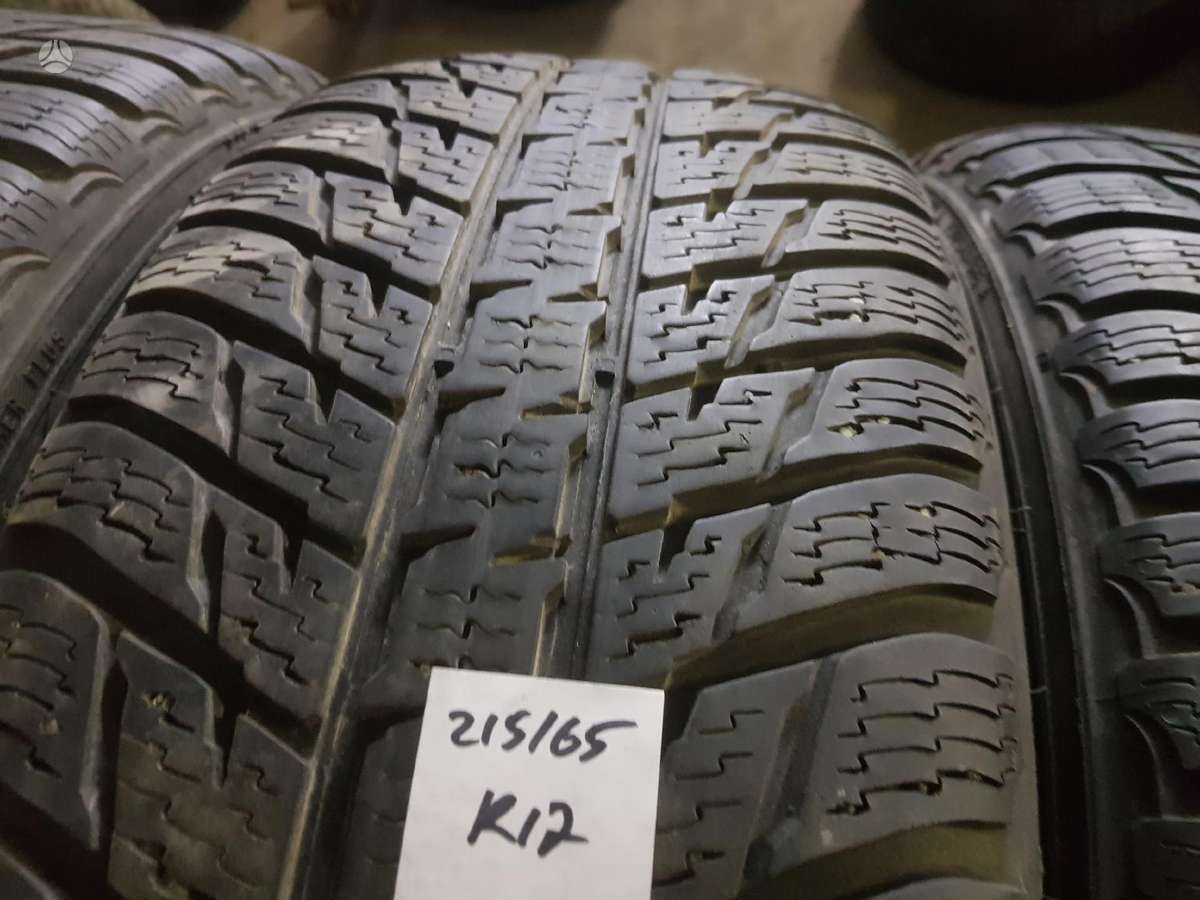 Nokian, žieminės 215/65 R17